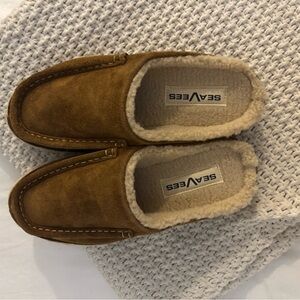 SeaVees Women's Retreat Slippers